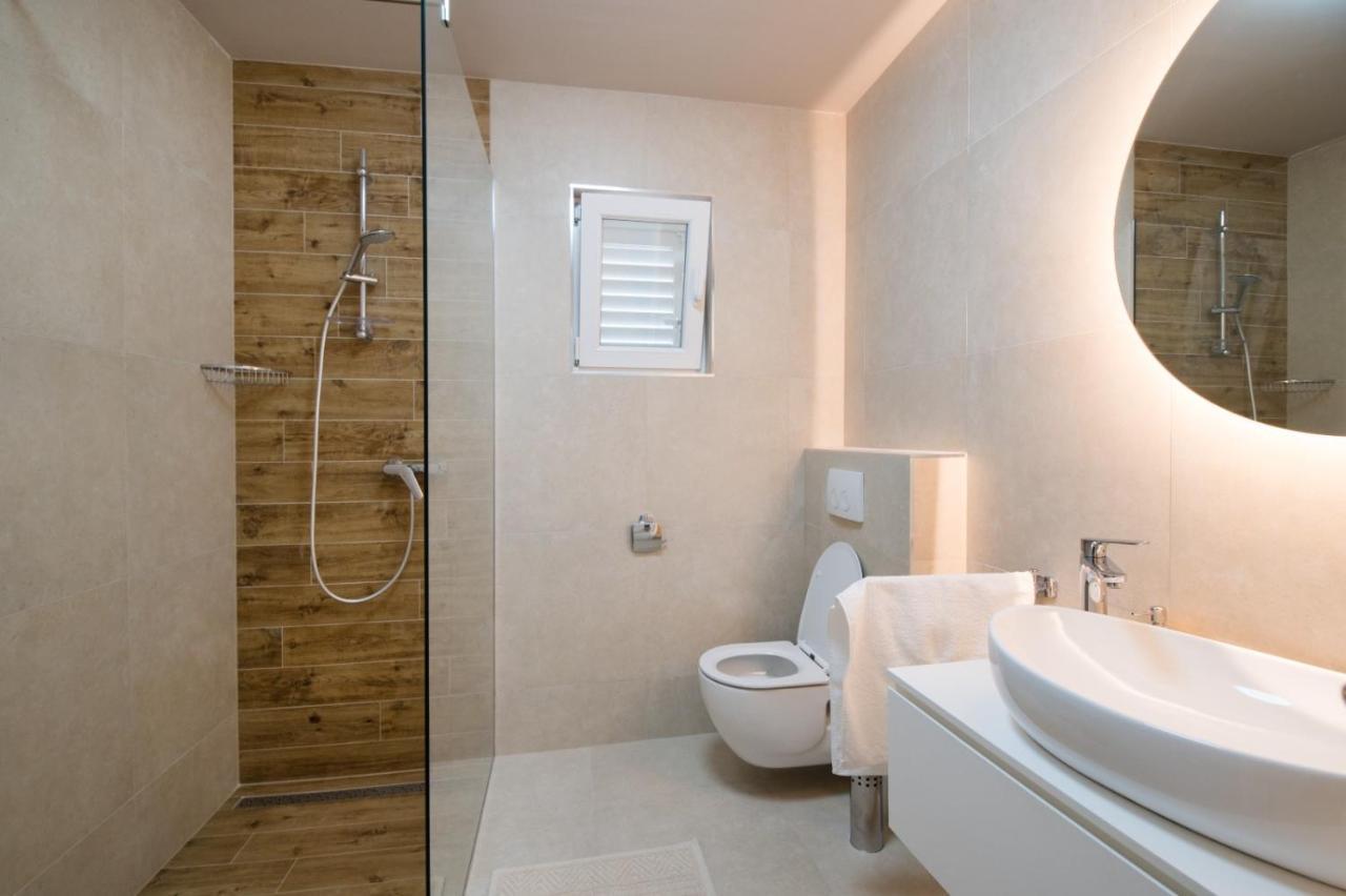 Brand New Aparment With Sea View & Swimming Pool At Ciovo - Fiorentini Trogir
