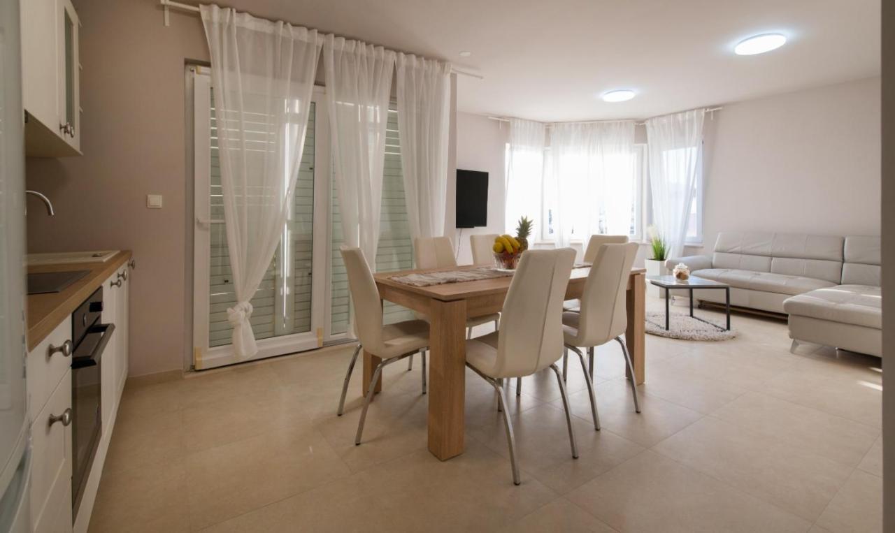 Apartment Brand New Aparment With Sea View & Swimming Pool At Ciovo - Fiorentini Trogir