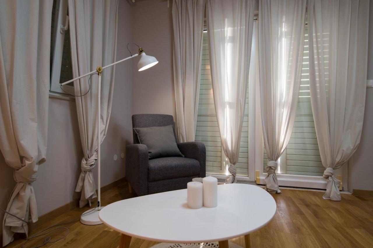 Brand New Aparment With Sea View & Swimming Pool At Ciovo - Fiorentini Apartman *